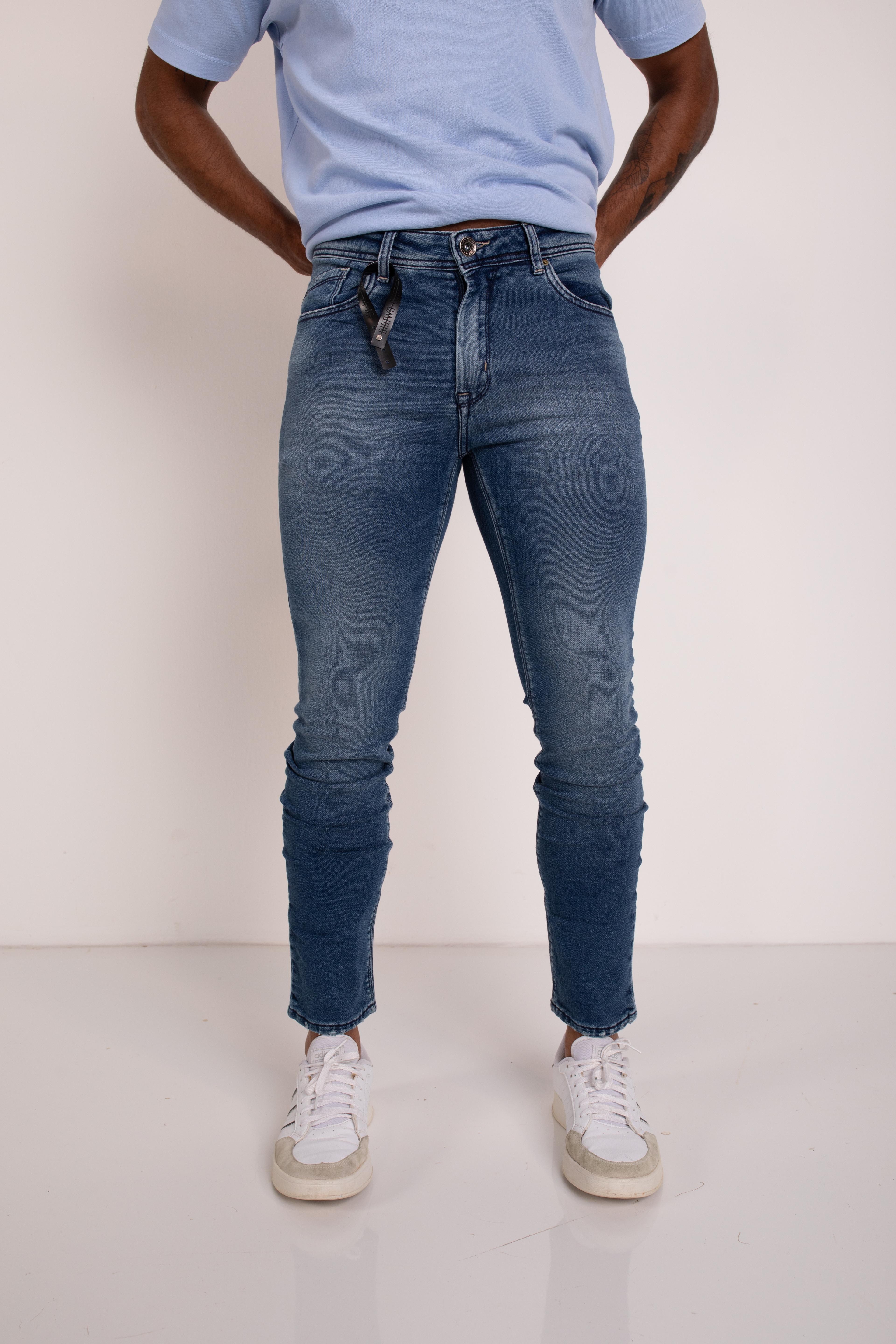 Calça jeans skinny azul médio