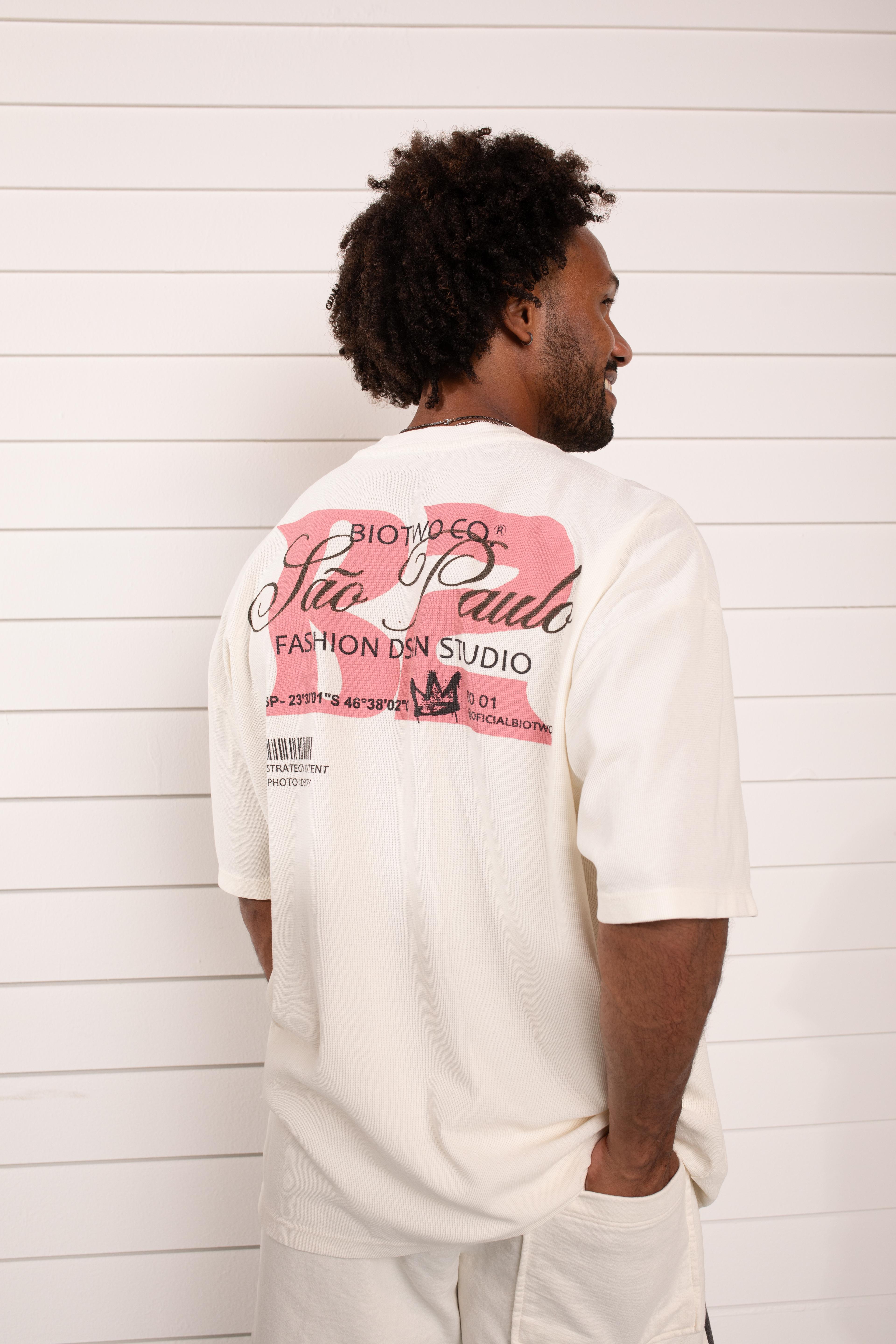 Camiseta oversized estampa B2